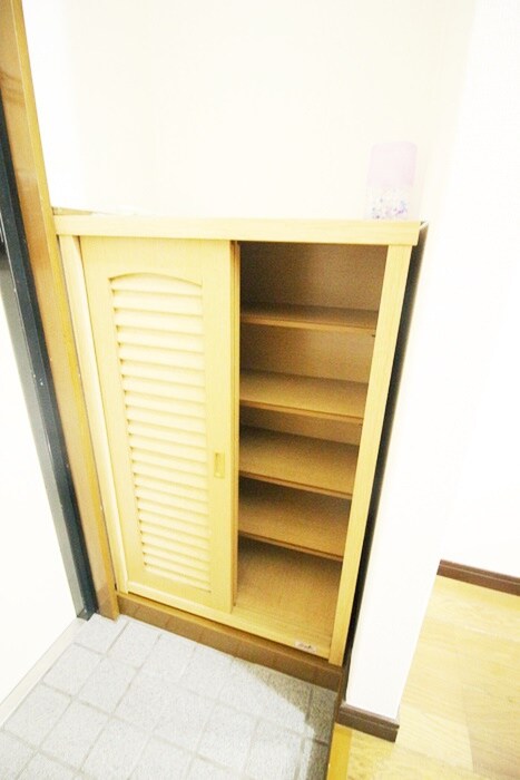物件内観写真19　(靴箱)