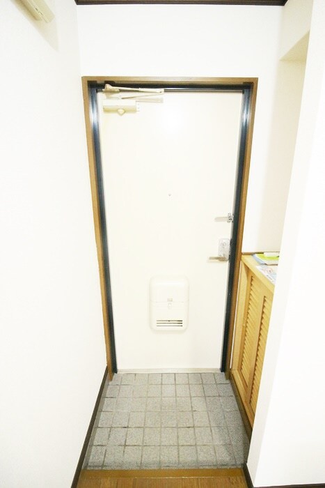 物件内観写真20　(玄関)