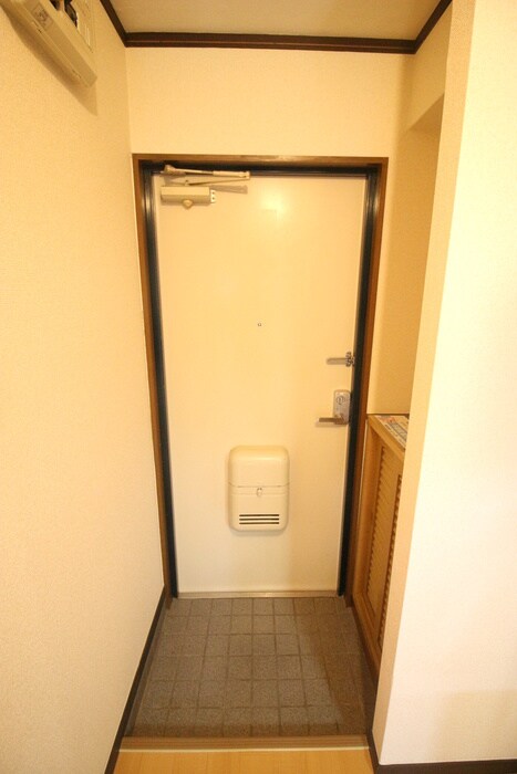物件内観写真20　(玄関)