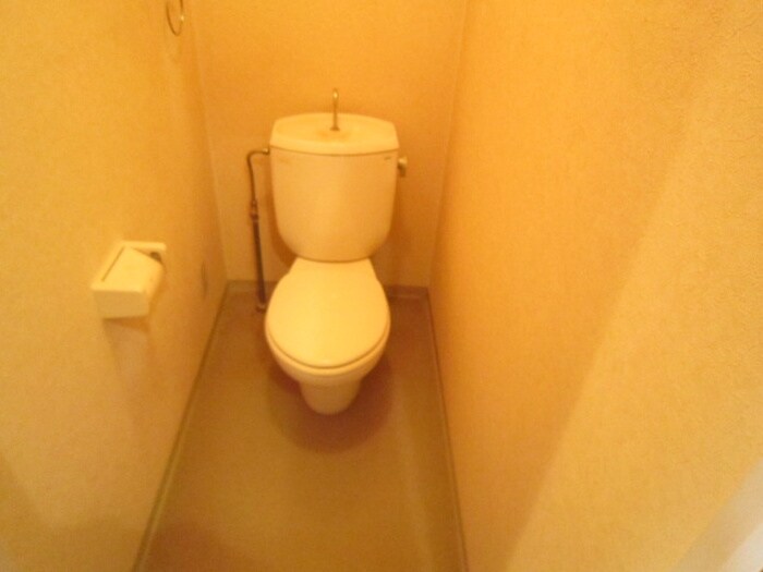 物件内観写真9　(トイレ)