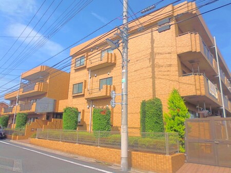 ＣＯＭＦＯＲＴ21外観写真