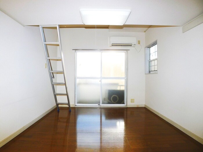 物件内観写真5　(居室)