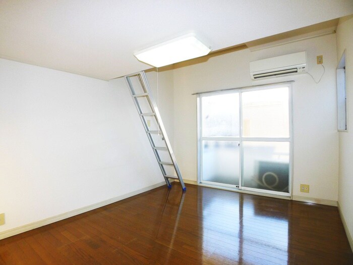 物件内観写真6　(居室)