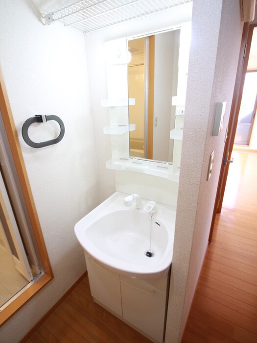 物件内観写真9　(洗面)