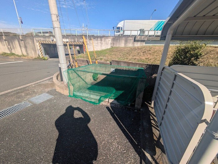 物件外観写真4　(建物設備)