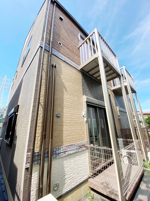 物件外観写真3　(外観写真)