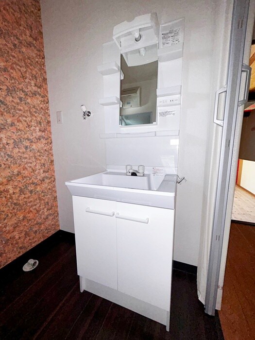 物件内観写真12　(洗面)