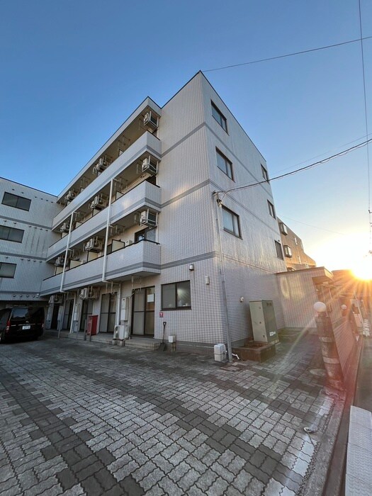 物件外観写真4　(外観写真)