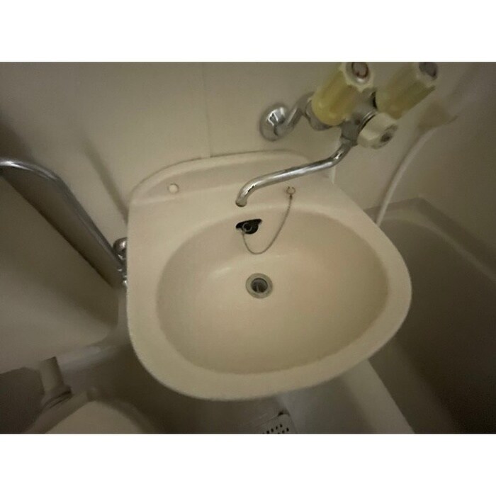 物件内観写真12　(洗面)