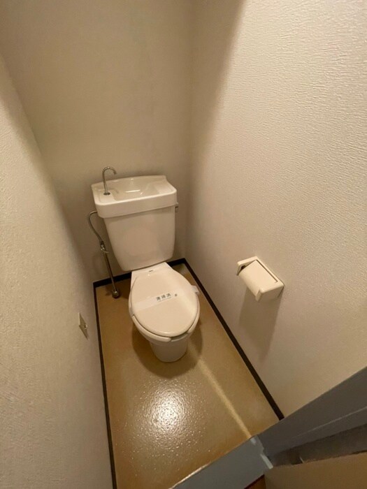 物件内観写真14　(トイレ)