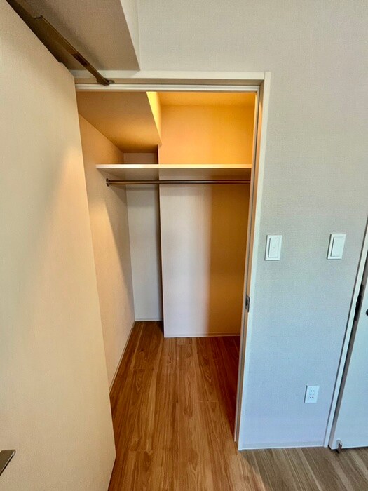 物件内観写真11　(収納)