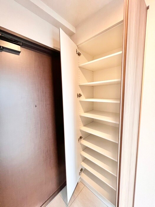 物件内観写真20　(靴箱)