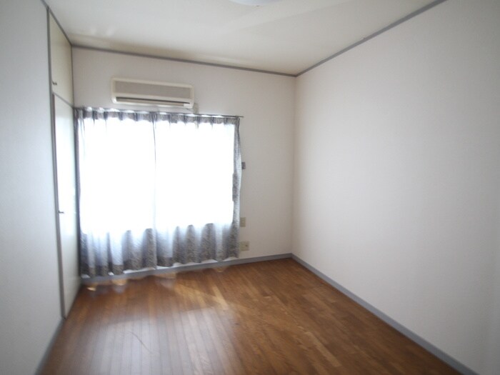 物件内観写真7　(居室)