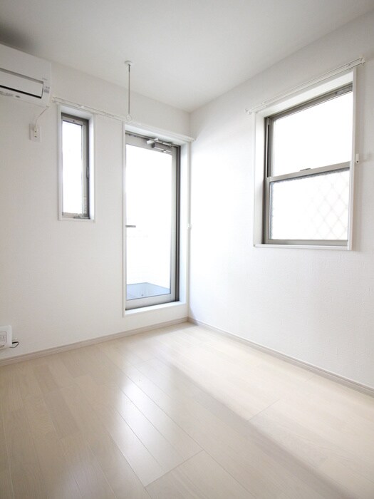 物件内観写真18　(居室)