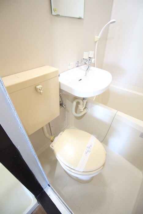 物件内観写真9　(トイレ)