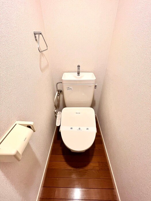 物件内観写真16　(トイレ)