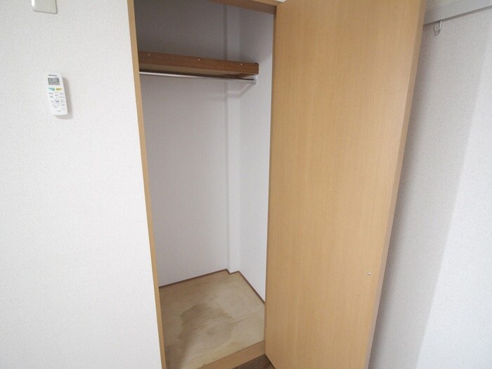 物件内観写真13　(収納)