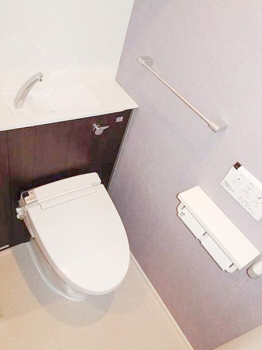 物件内観写真11　(トイレ)