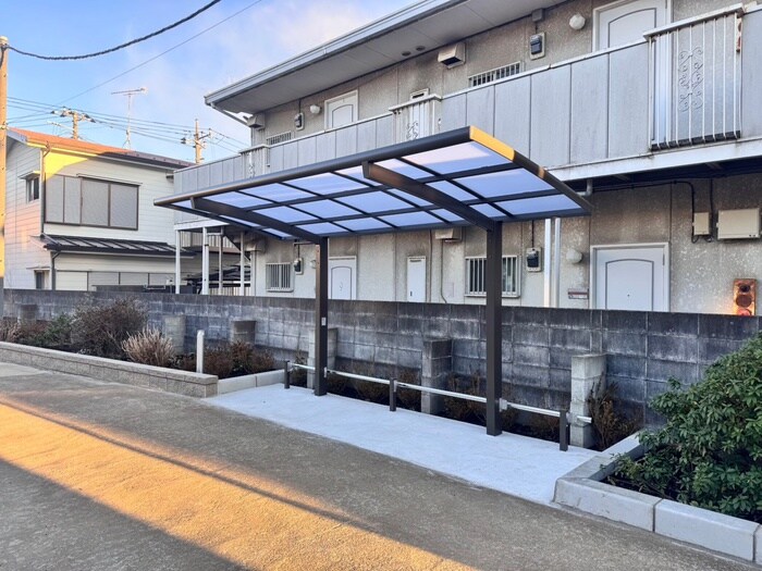 物件外観写真5　(駐輪場)