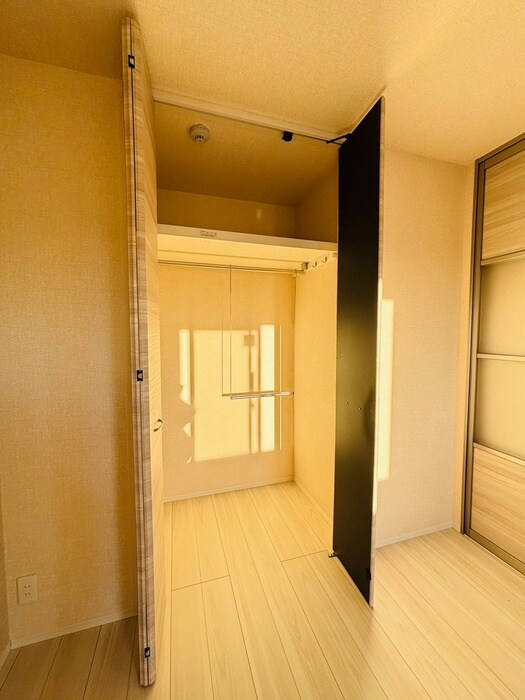 物件内観写真13　(収納)