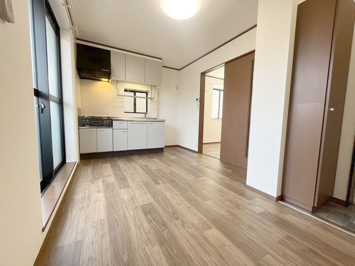 物件内観写真9　(居室)