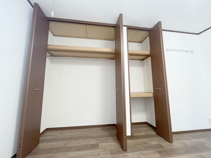 物件内観写真14　(収納)