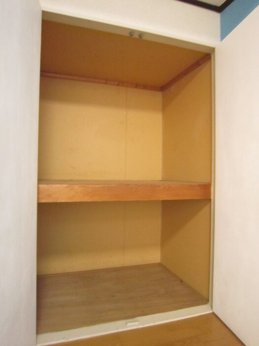 物件内観写真11　(収納)