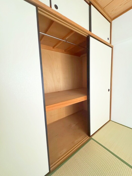 物件内観写真12　(収納)
