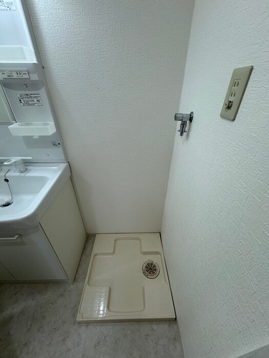 物件内観写真21　(洗濯機置場)