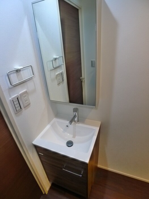 物件内観写真12　(洗面)