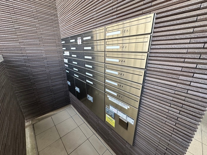 物件外観写真6　(建物設備)