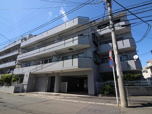 エト－ル山一外観写真