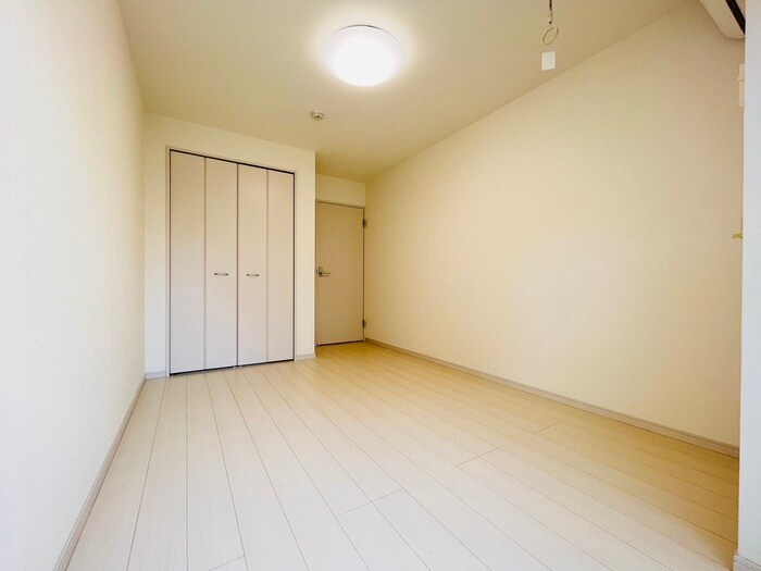 物件内観写真19　(居室)