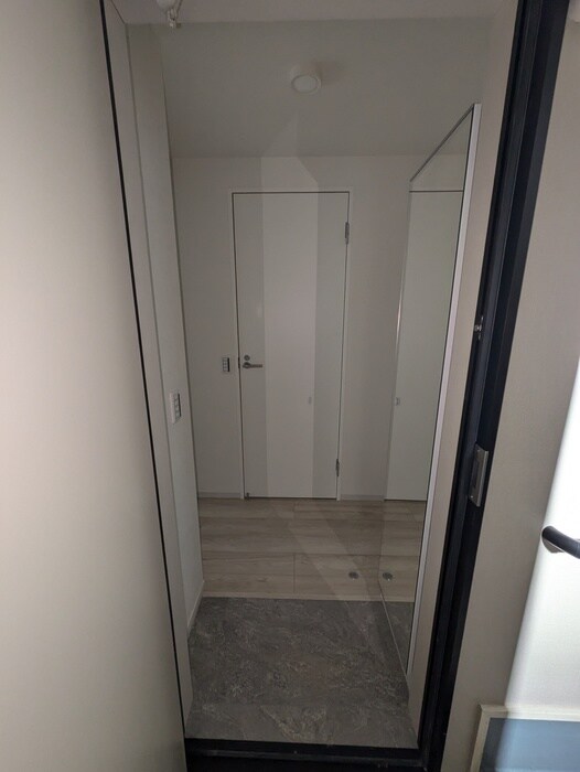 物件内観写真17　(玄関)