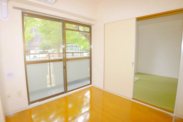 物件内観写真8　(居室)