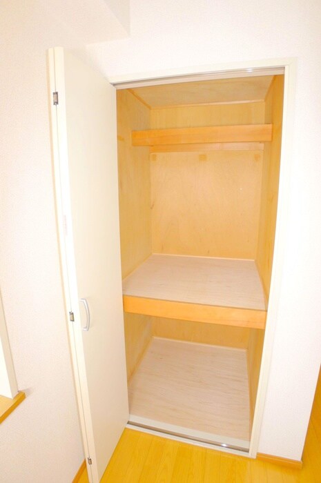 物件内観写真14　(収納)