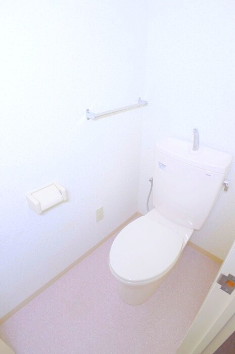 物件内観写真15　(トイレ)