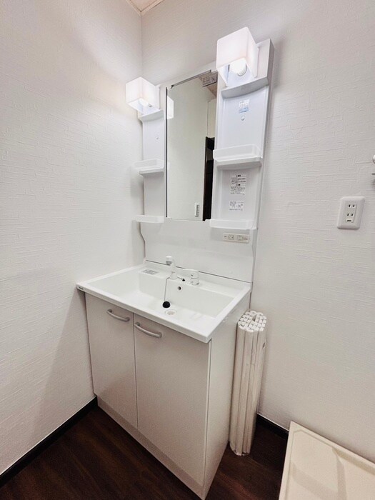 物件内観写真10　(洗面)