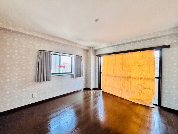 物件内観写真13　(居室)