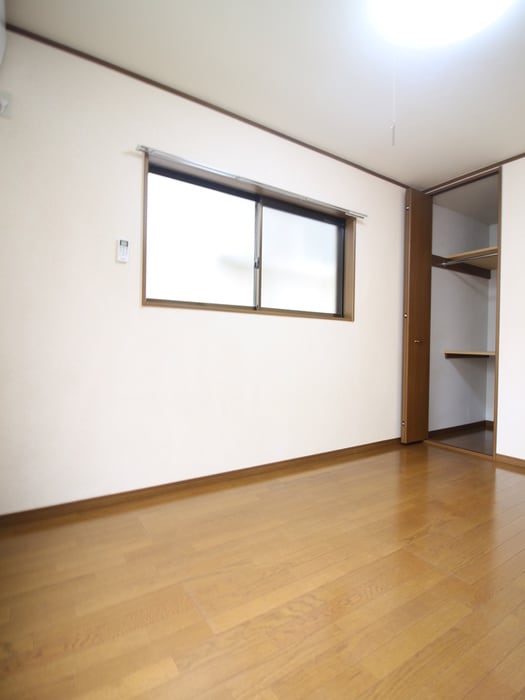 物件内観写真16　(居室)
