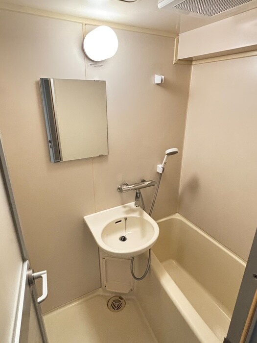 物件内観写真12　(バス／シャワールーム等)