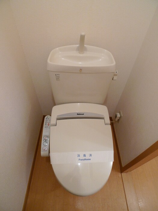 物件内観写真11　(トイレ)