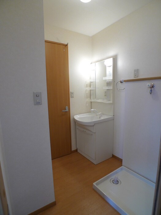 物件内観写真19　(洗面)