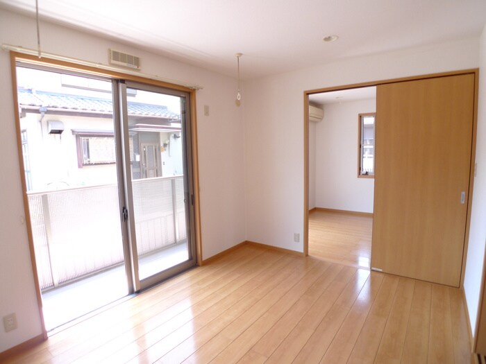 物件内観写真21　(居室)