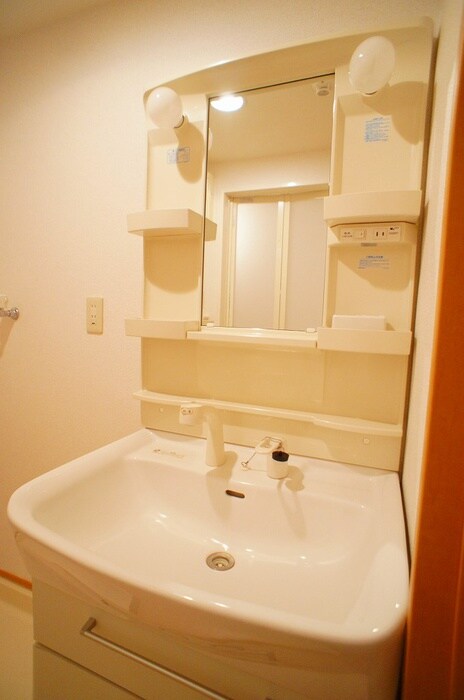 物件内観写真14　(洗面)