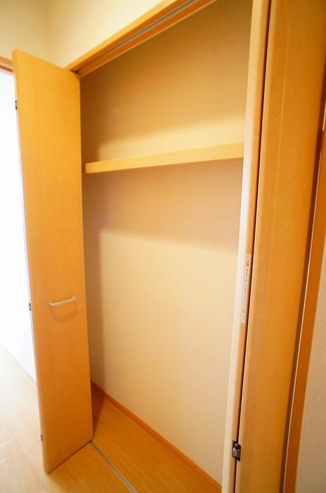物件内観写真15　(収納)