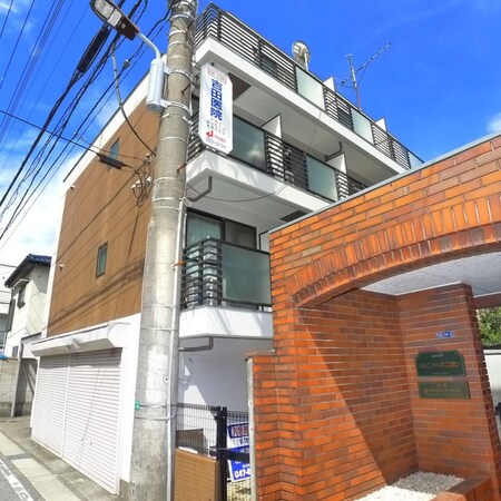 オリエンタル市川外観写真