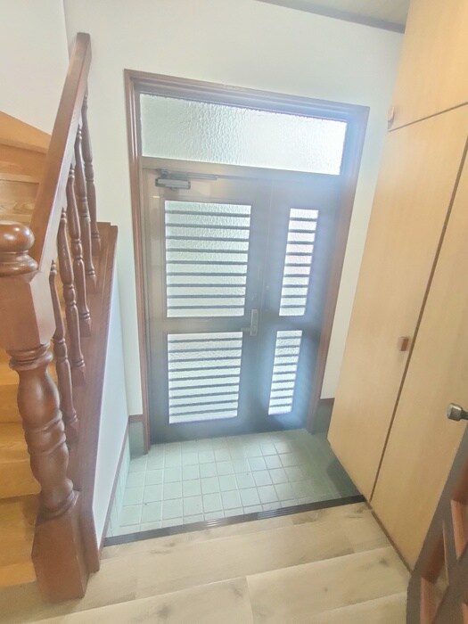 物件内観写真19　(玄関)