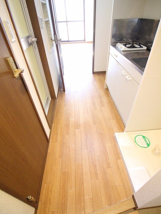 物件内観写真15　(廊下)