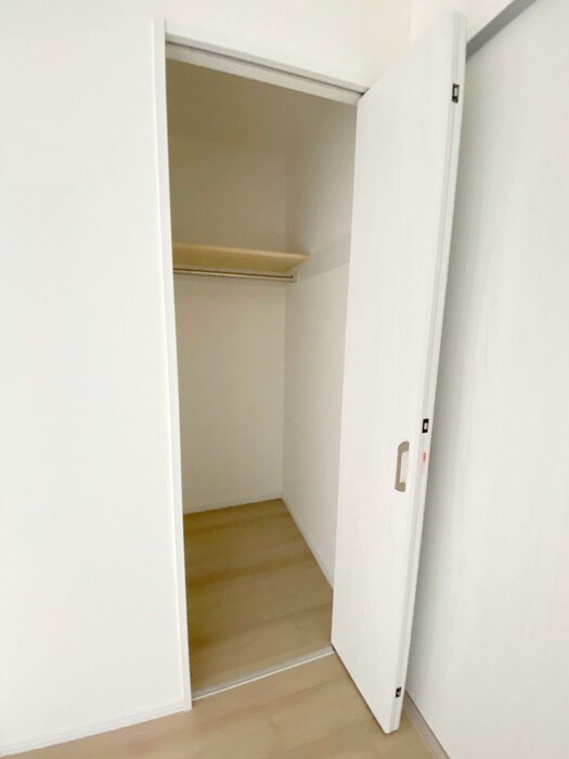 物件内観写真16　(収納)